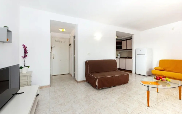 Studio in Roses Near Santa Margarita Beach