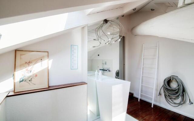 Exclusive Penthouse - by MyHomeInComo