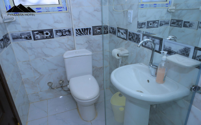 Pyramita Hotel