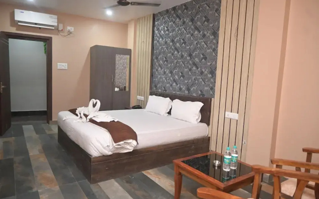 Hotel Maa International