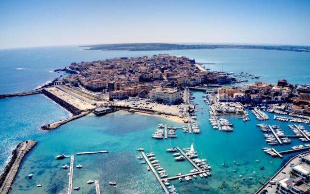 La Gorgone Ortigia Suites