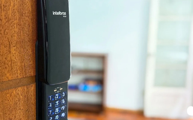 Spacious apartment on Copacabana beach