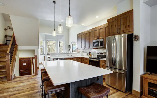 Village Point 308