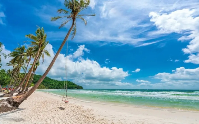 La Palma Hotel & Spa Sunset Town Phu Quoc