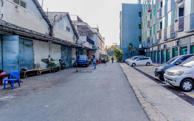 Super OYO Townhouse 2 Hotel Gunung Sahari