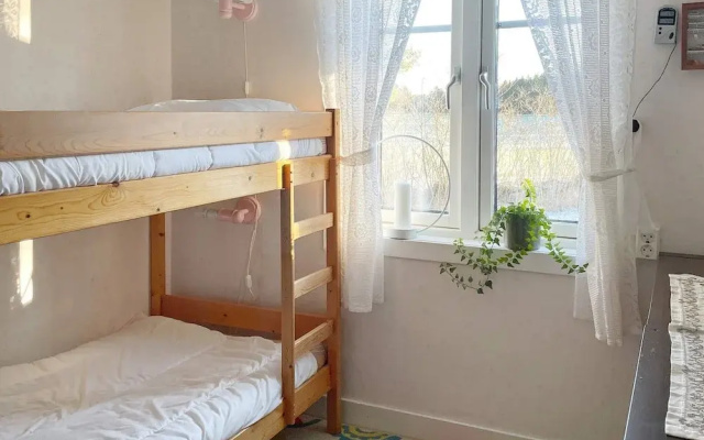 6 Person Holiday Home in Lidkoping-by Traum