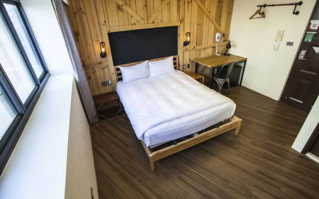 Taichung Loft Hostel - Yizhong