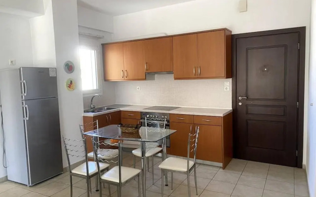 Impeccable Apt Sleeps 5 in Heraklion