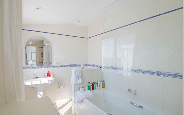 Magnificent Villa in Andalusia near Beach