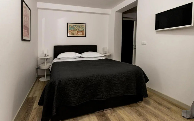 2-room apartment 30 m2 on 1st floor - INH 29179