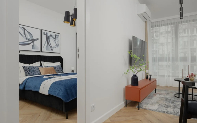 Grzybowska Apartment by Renters Prestige