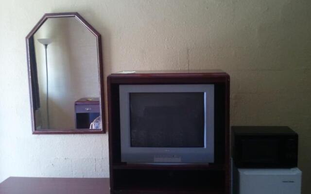 Holiday Motel