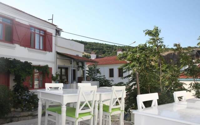 Teos Bozcaada