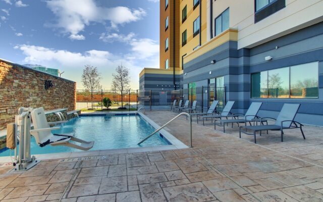 Fairfield Inn & Suites by Marriott Houston Brookhollow