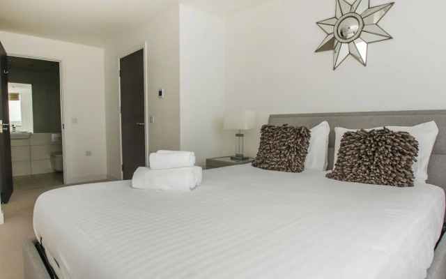 Orion Marina Sea View Parking by Brighton Holiday Lets