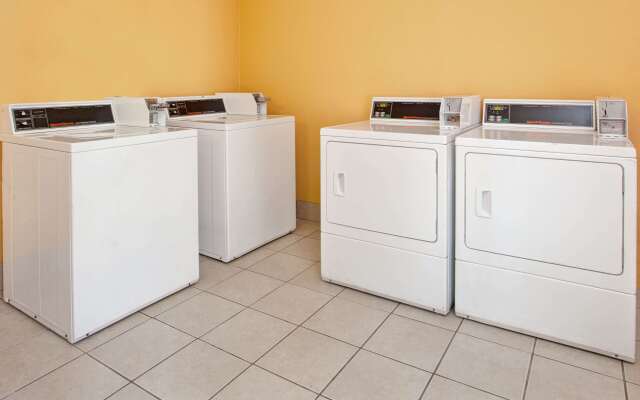 Days Inn by Wyndham Marietta-Atlanta-Delk Road