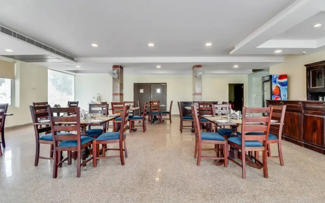 Capital O 48521 Hotel Bhanwar Singh Palace