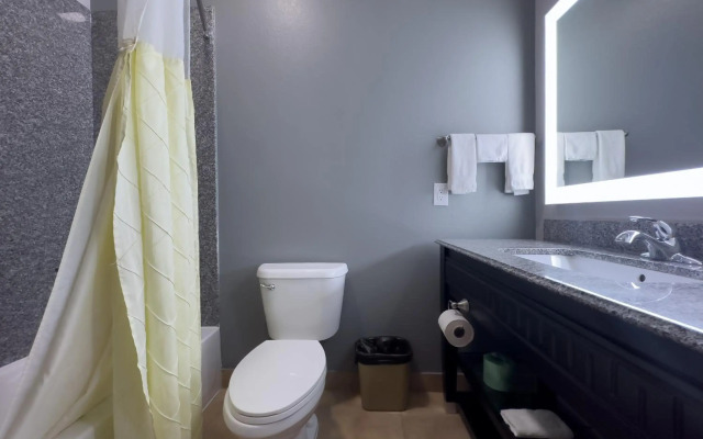 American Inn Madill