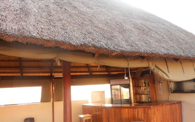 Wane Guest Lodge
