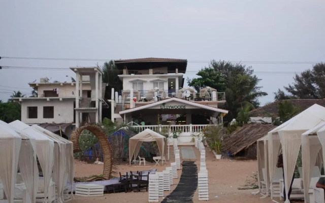 Lillywoods Zac Beach Resort