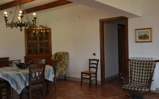 Scappo in Umbria, la Cantinetta