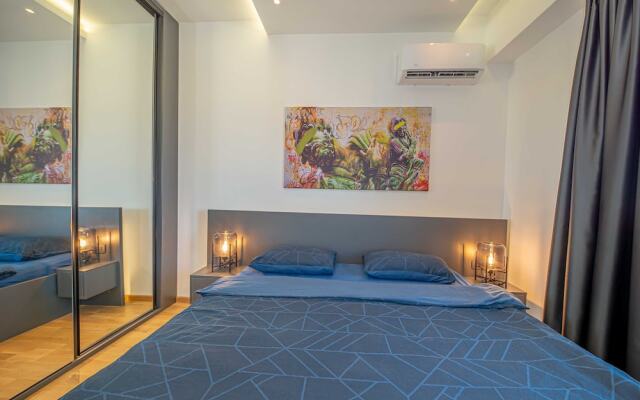 Night Pearl - Deluxe Apartment