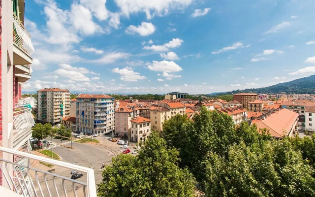 Vanchiglia Cozy Flat with Terrace and City View