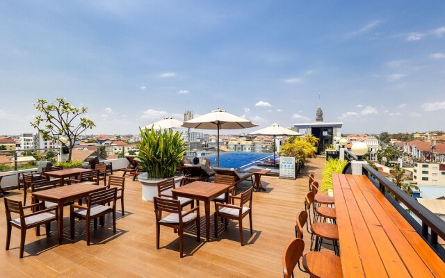 Two Seasons Siem Reap Hotel