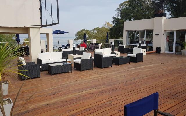 Apart Hotel La Giraldilla