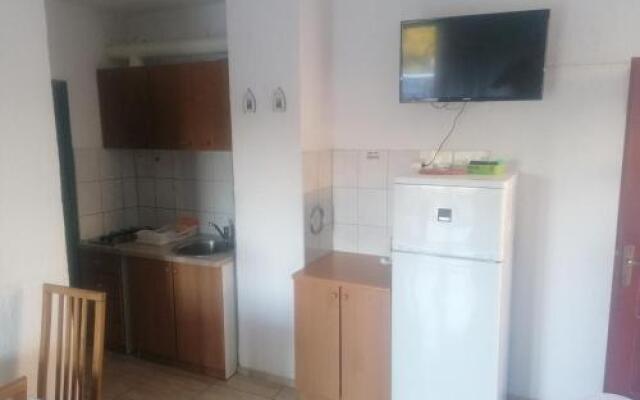 Apartments Mali Mate