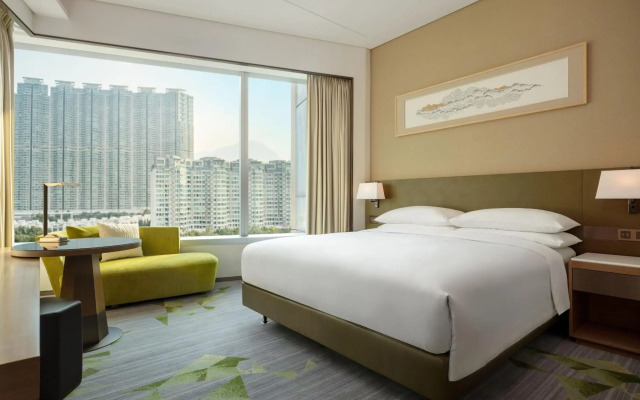 Sheraton Hong Kong Tung Chung Hotel