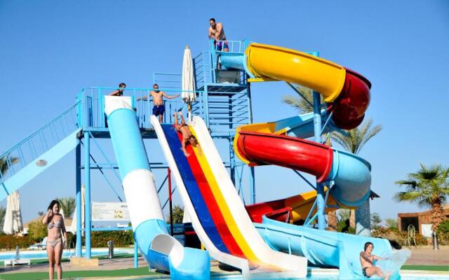 Queen Sharm Aqua Park Hotel
