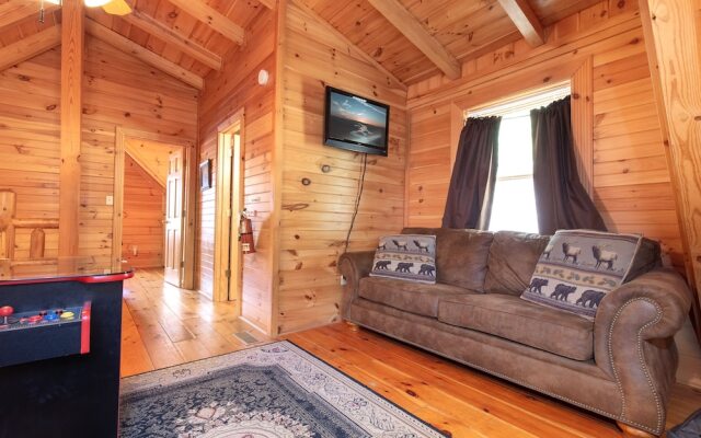 Candle Light Cabin by Vtrips