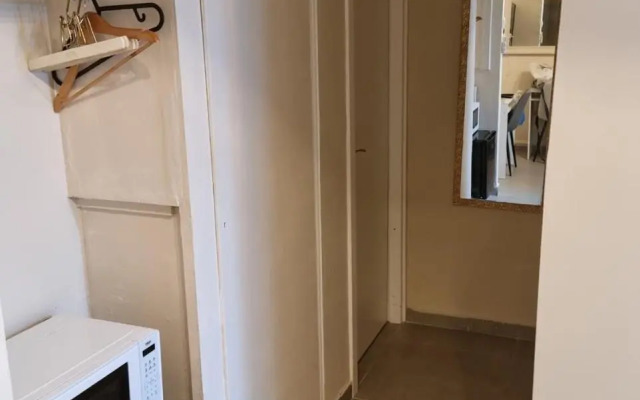 Apt heart tlv arnon 50 mt from sea