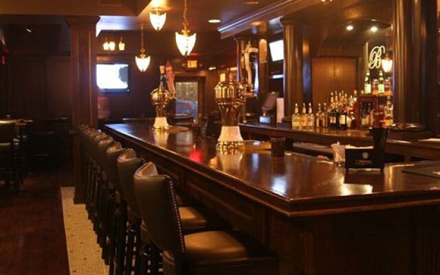 Waynebrook Inn, Est 1865