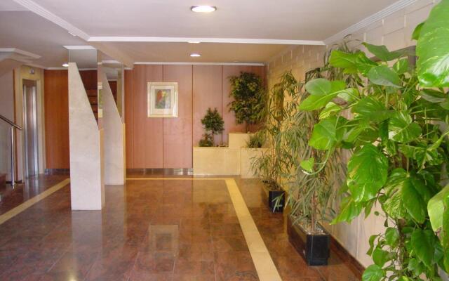 Apartamentos Torre Yago