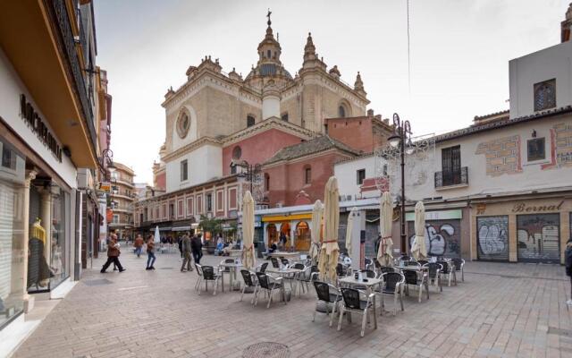 Plaza de España Deluxe Suites