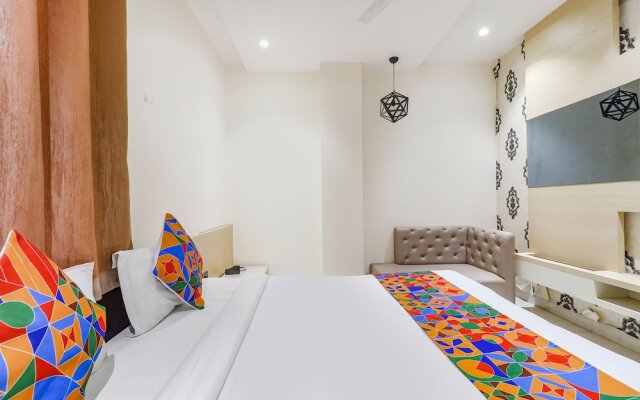 Fabhotel Harriot