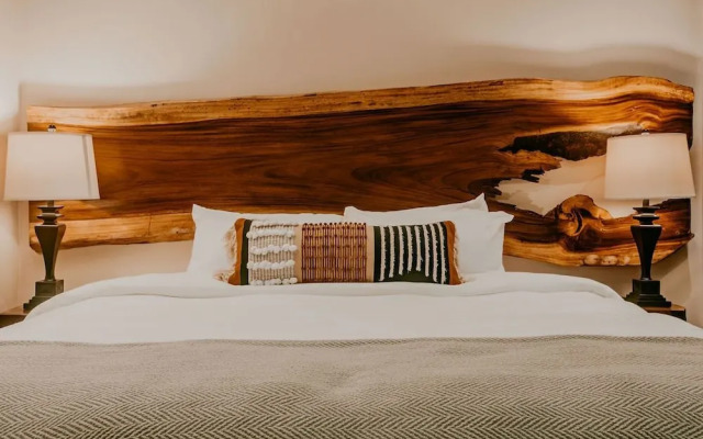 Sansara Surf and Yoga Resort - Retreat