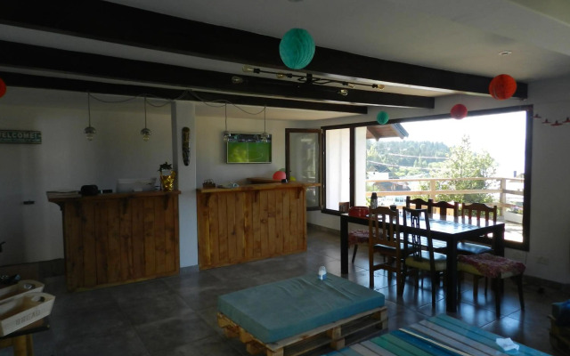 Bonita Lake House - Hostel & Bungalows