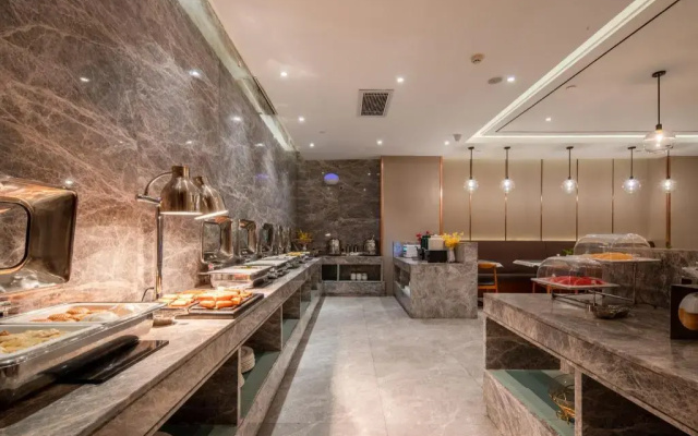 TRUE GO Hotel (Guangzhou Beijing Road Pedestrian Street Memorial Hall Metro Station Branch)