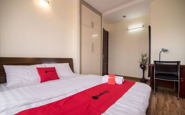 RedDoorz Plus near Benh Vien 108