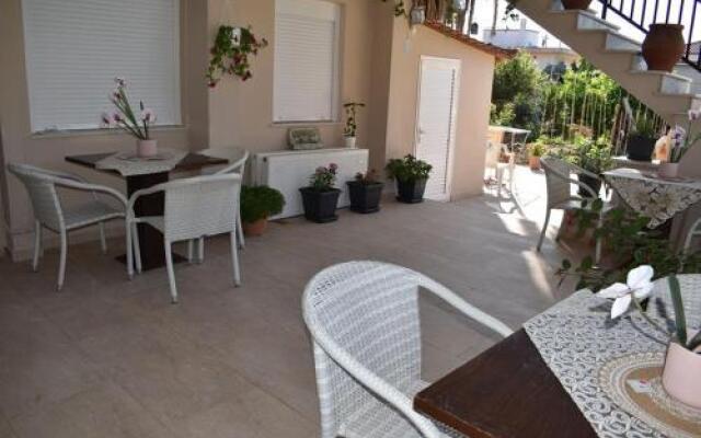 Aparthotel 2 stars Nea Roda