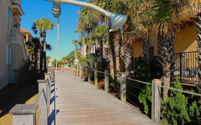 4848 Ocean Blvd - 4 Br Home