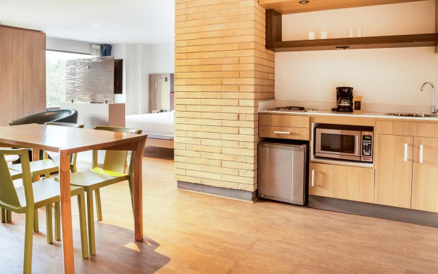 Viaggio Teleport Suites