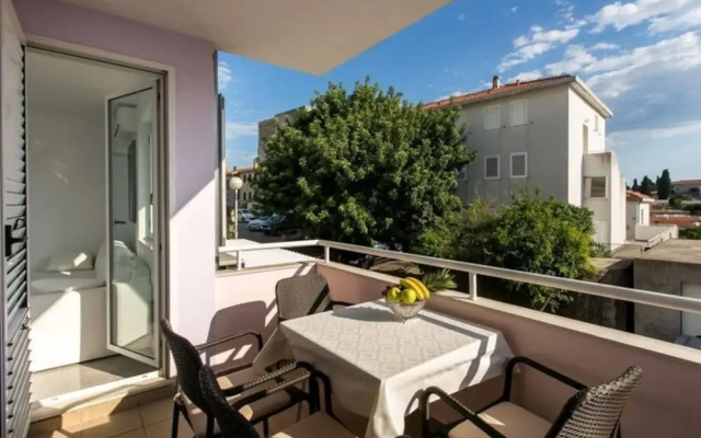 Apartment Dupcic - Two Bedroom Apartment With Balcony