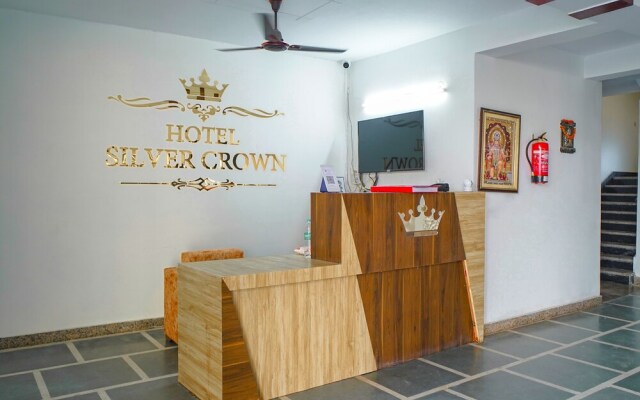 Roomshala 031 Silver Crown Sector 23