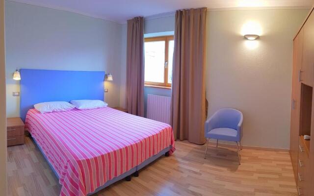 Teresa Campi Apartments Lake View By Gardadomusmea