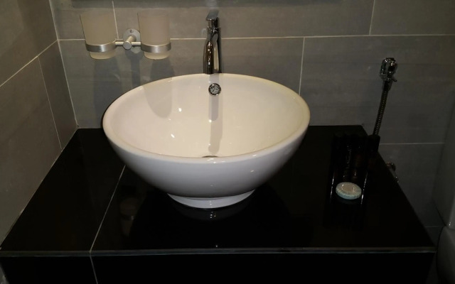 M Design Hotel at Shamelin Perkasa