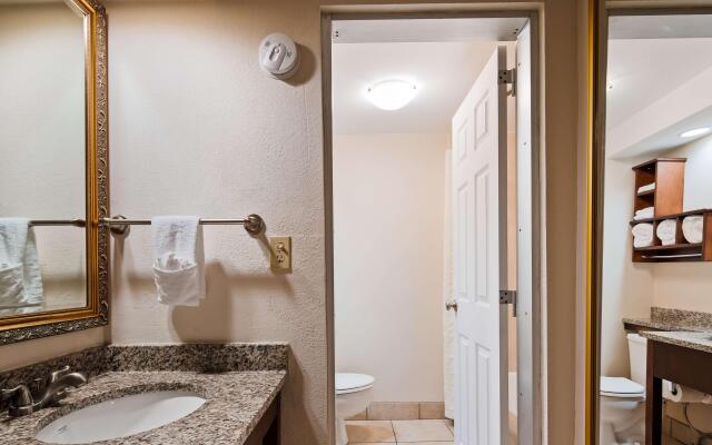 Best Western Colonial Inn